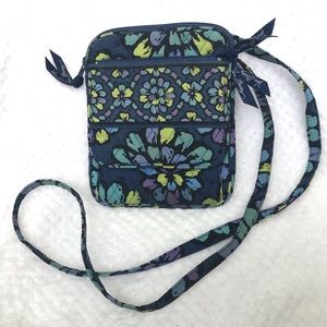 Navy Vera Bradley mini hipster crossbody!!